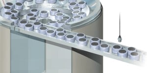 感应距离传感器