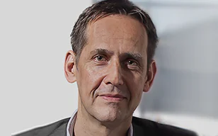 在柏林查理医院神经病理学研究所的日常患者诊断和临床研究的完美解决方案