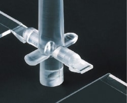 10600 nm波长范围激光器的典型特性